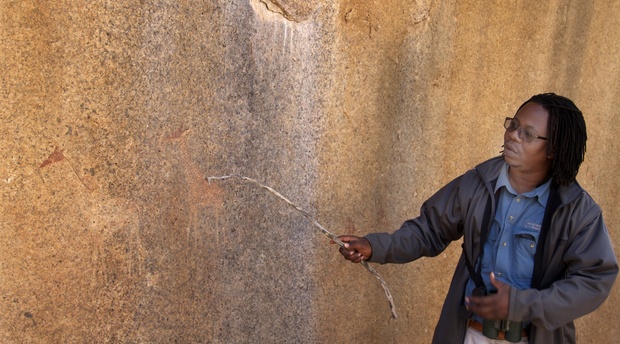 Bushmen Rock Art, Knowledgeable guides